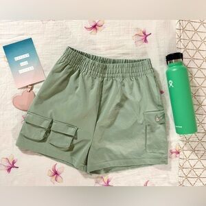 Nike Sportswear Swoosh— Women's Cargo Shorts ☀️✨